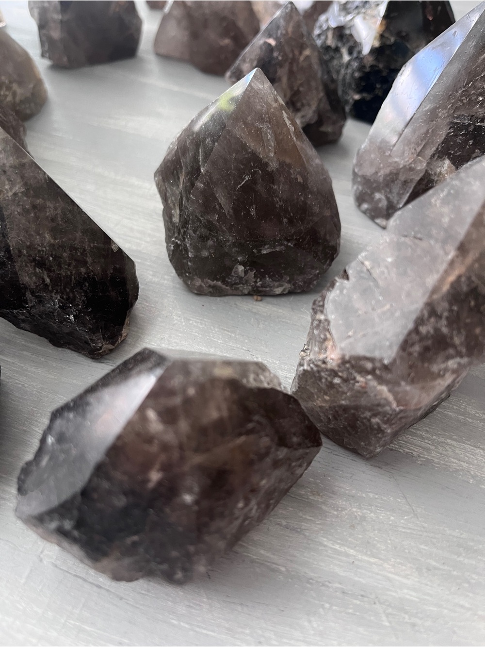Smoky quartz point
